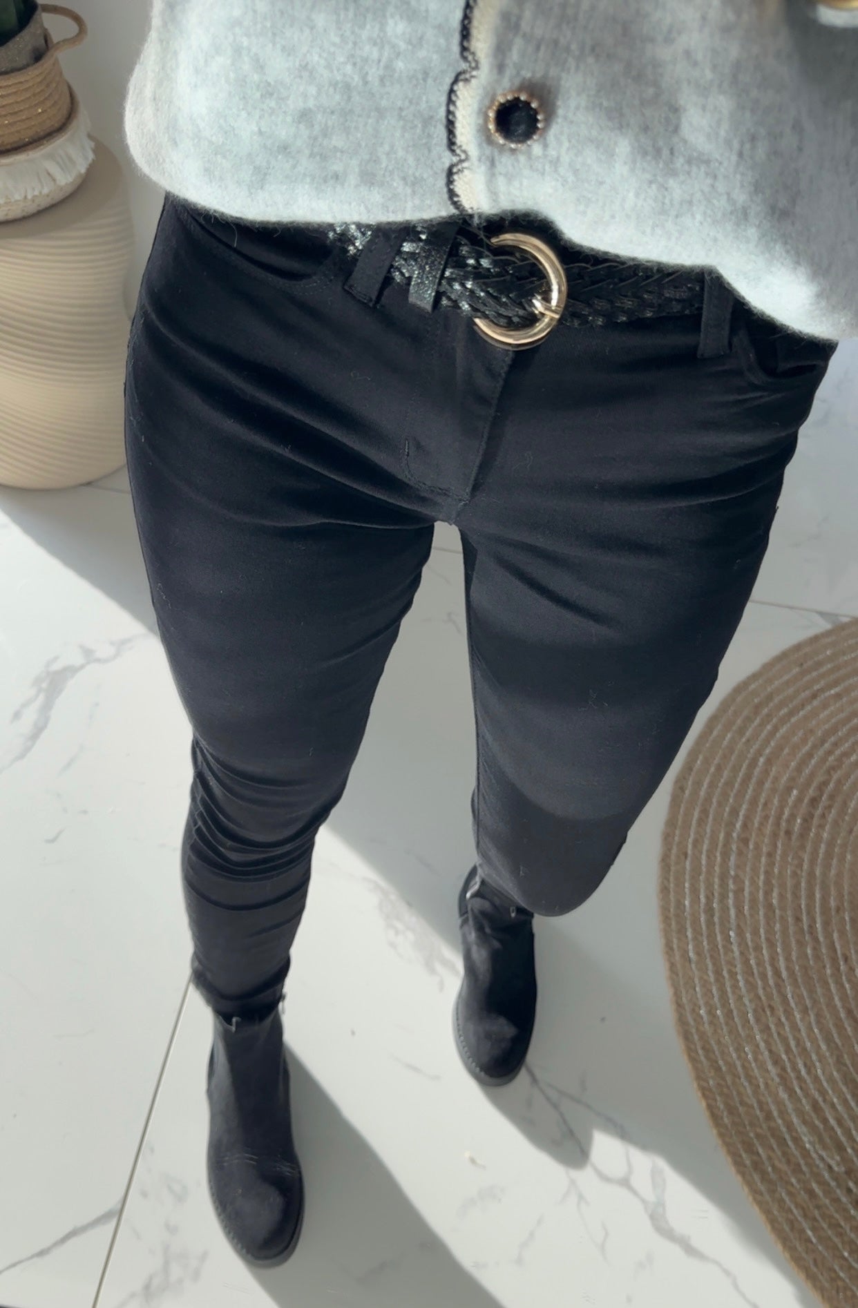 Slim noir