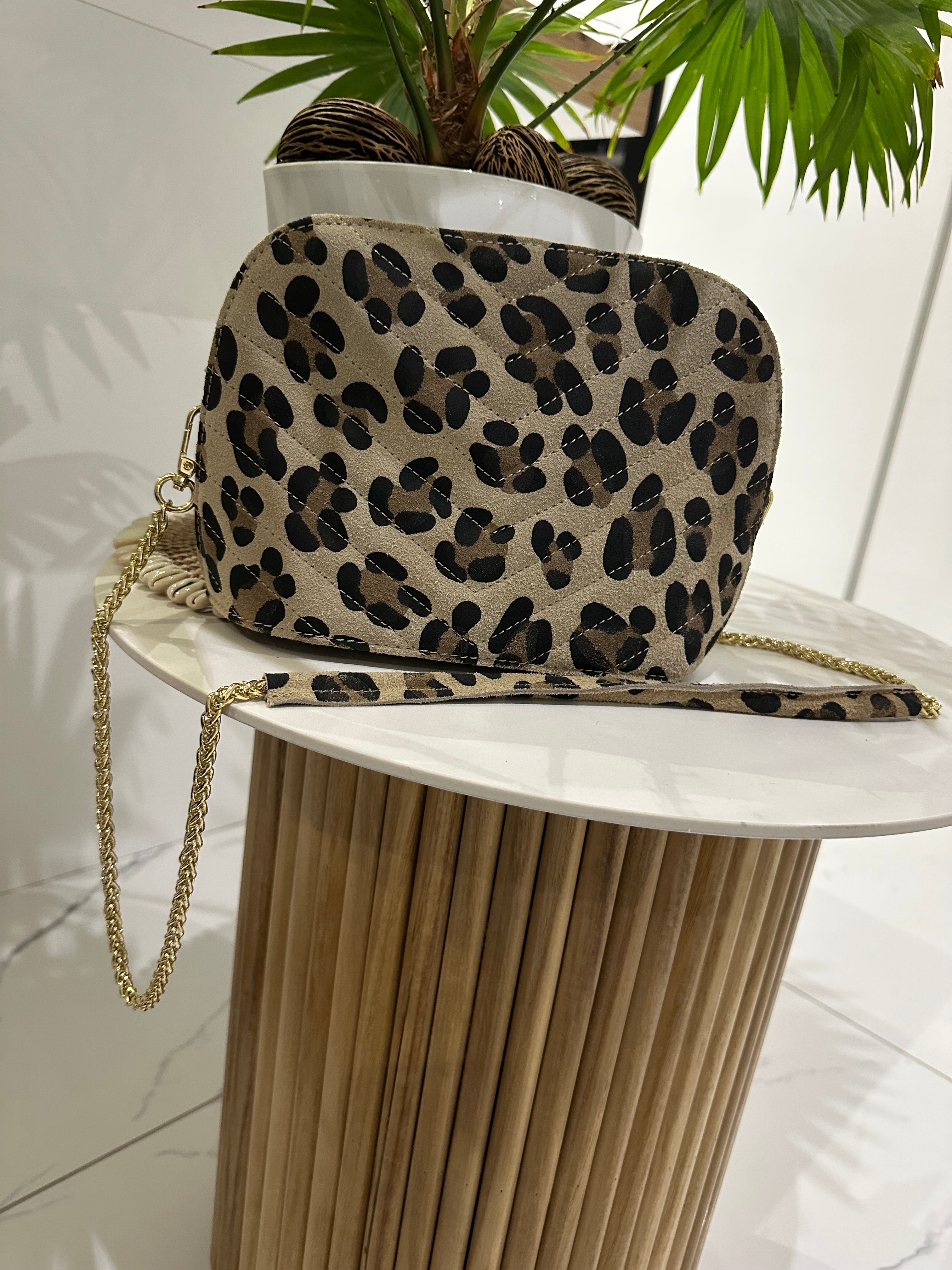Sac à main en cuir léopard