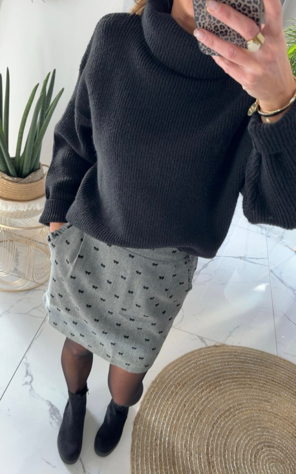 Pull noir