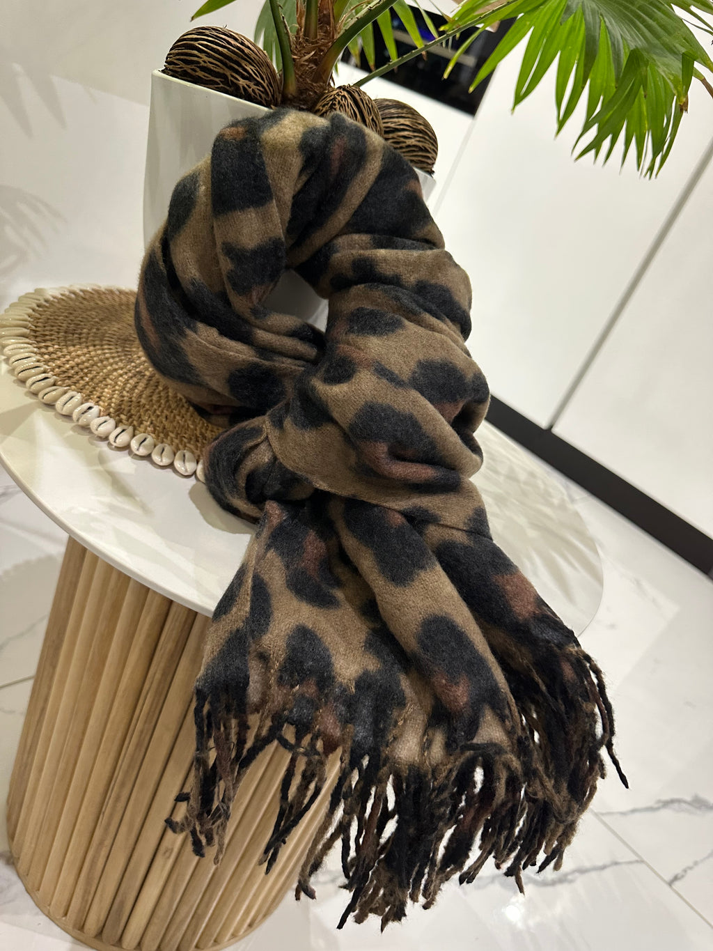 Écharpe léopard camel