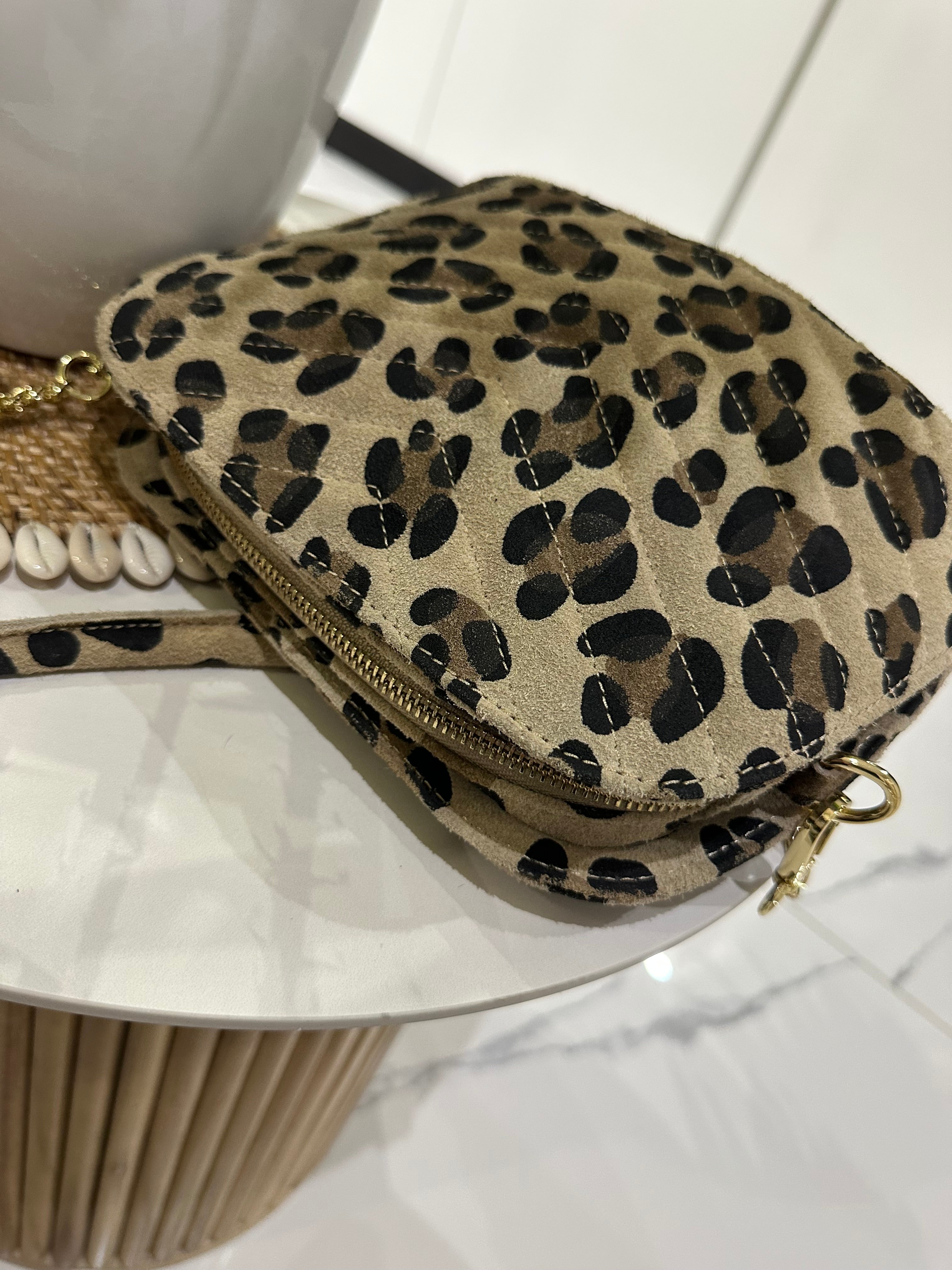 Sac à main en cuir léopard