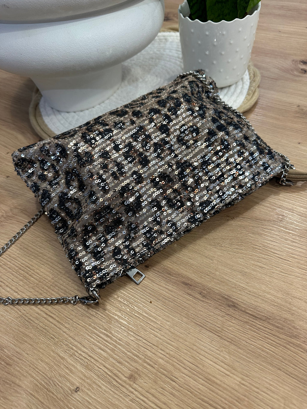Pochette sequins léopard