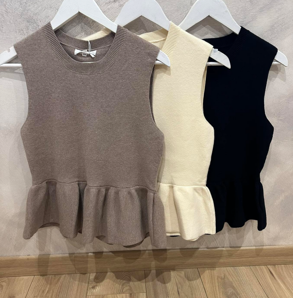Pull noir sans manches