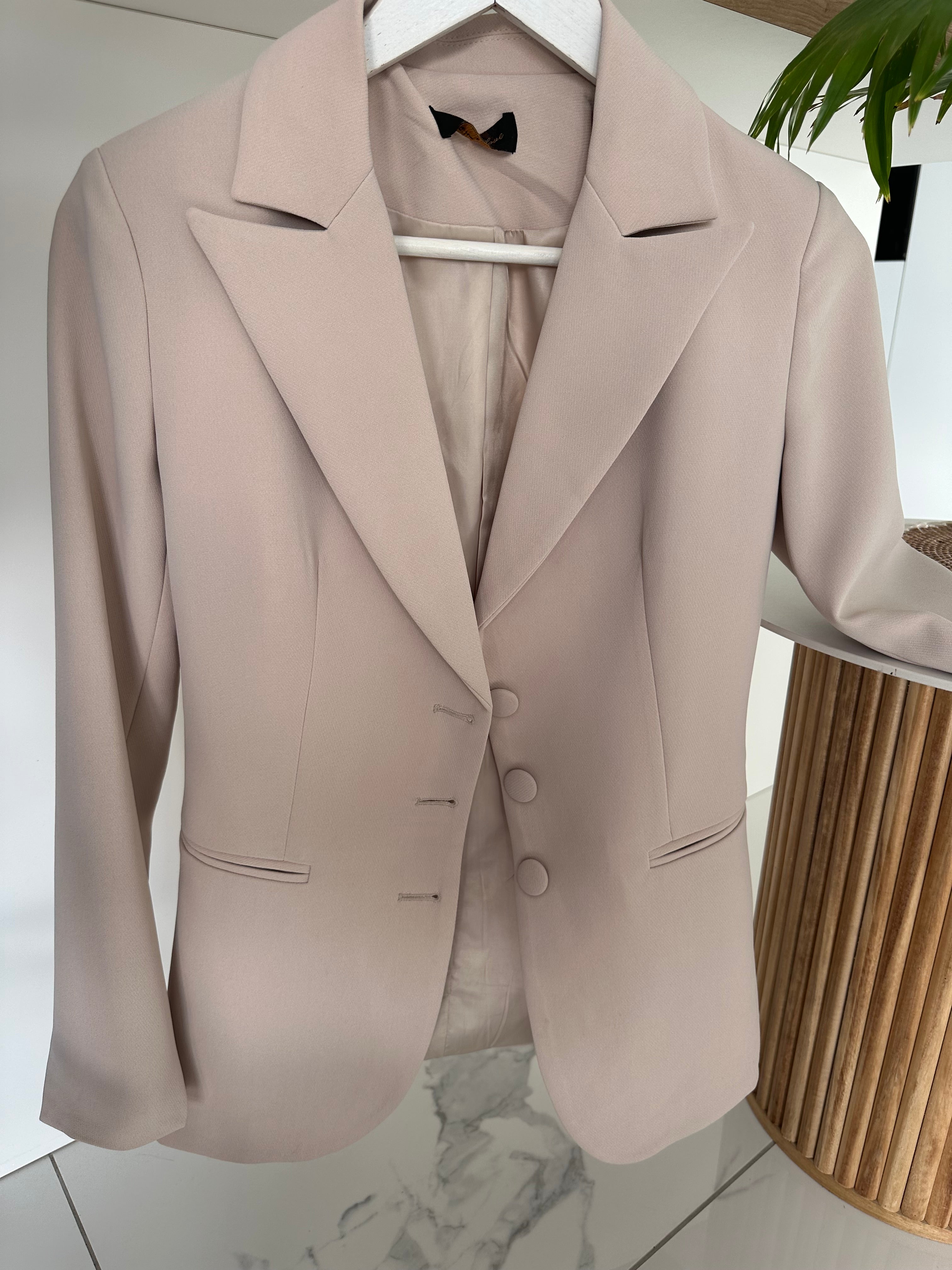 Blazer beige chic