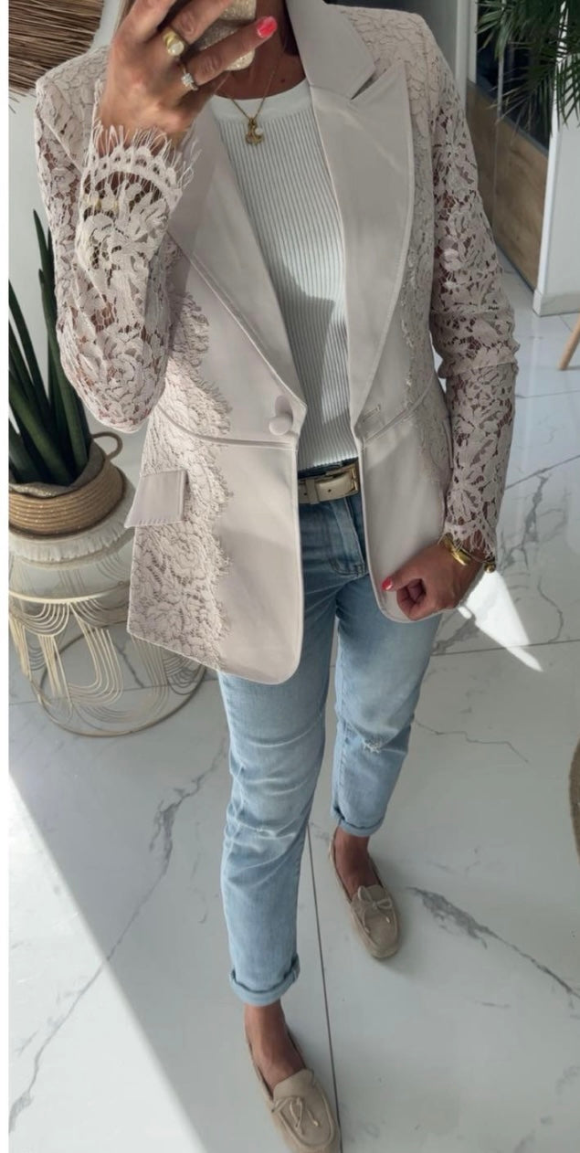 Blazer beige dentelle