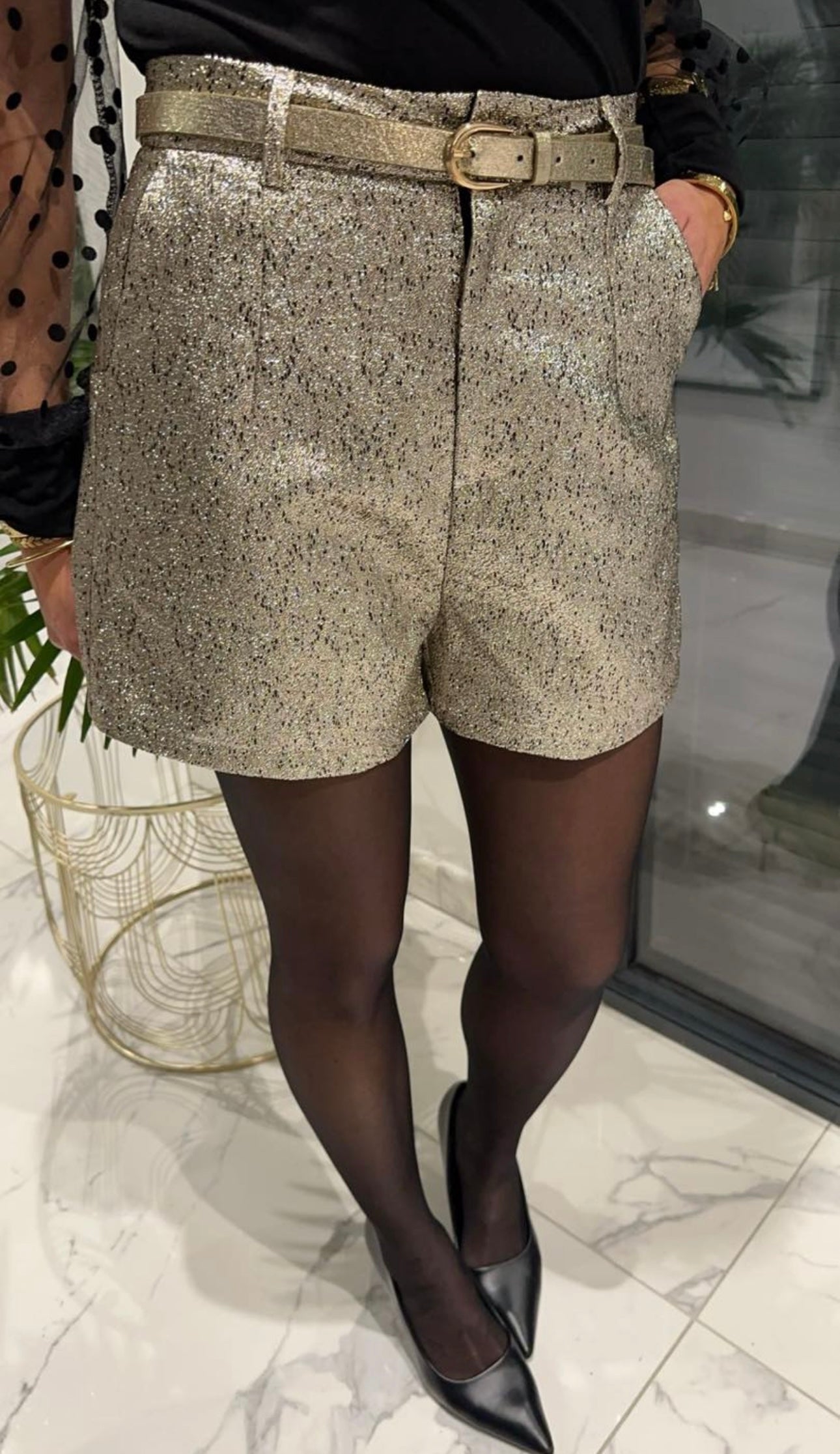 Short doré